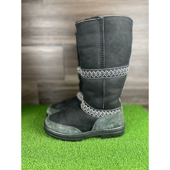 UGG Women’s Sz 6‎ Original Sundance 5605 Black Suede Sheepskin Lining Boots - Picture 1 of 7